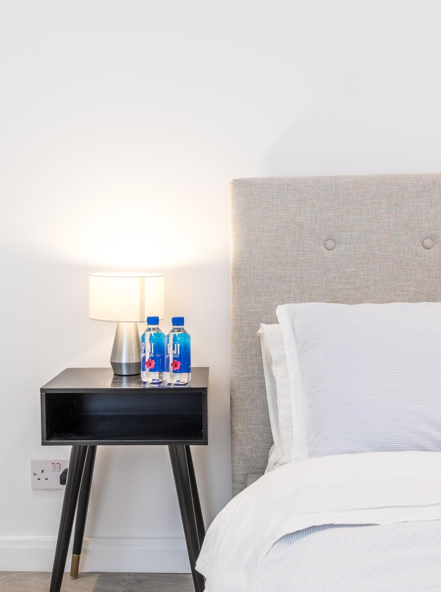 Apartament Casa Italia Near Kings Road In Chelsea With Wifi & Washing Machine Londyn Zewnętrze zdjęcie
